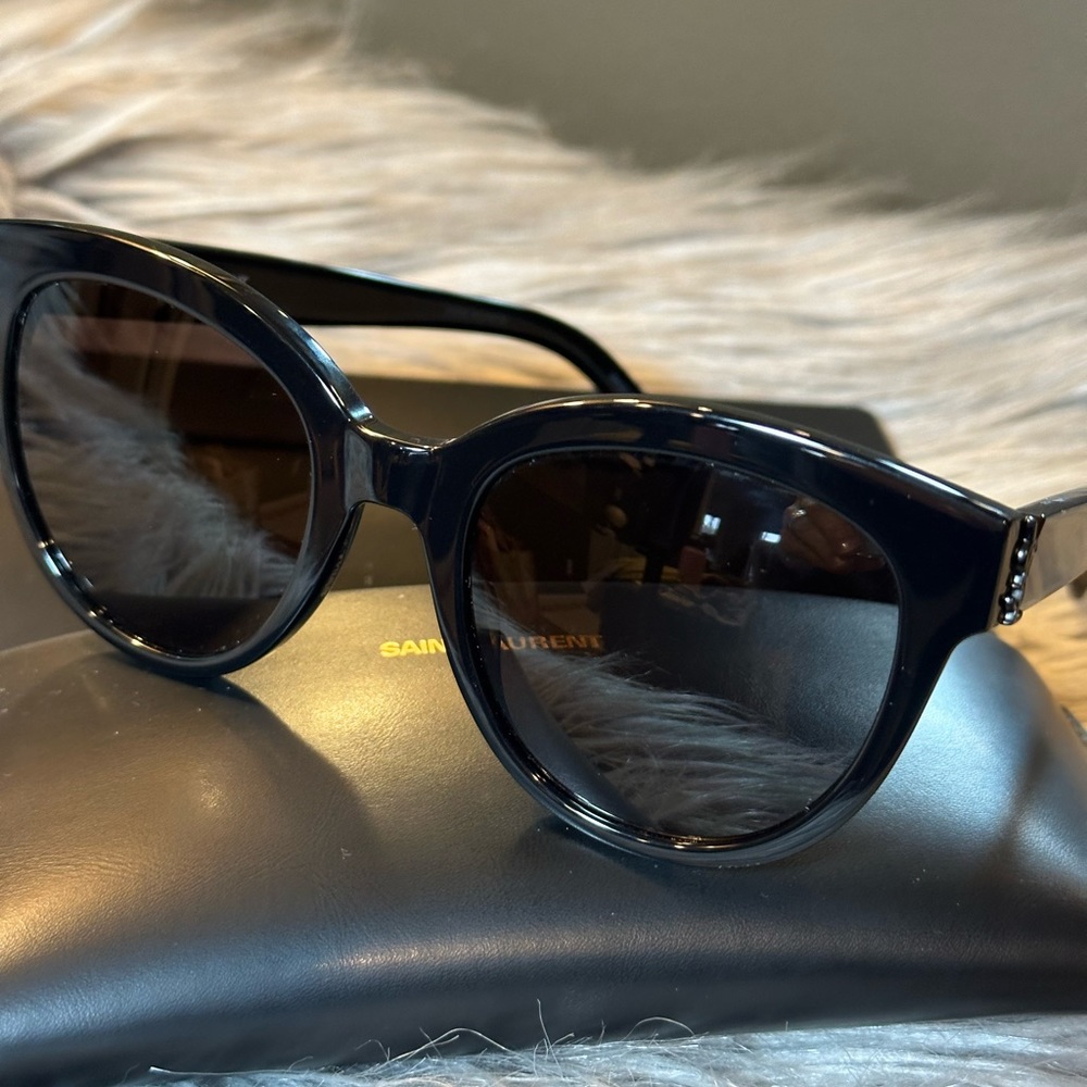 Brand New Saint Laurent Black Sunglasses - Picture 2 of 9